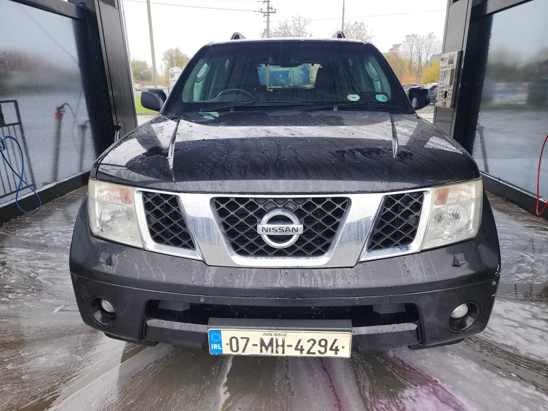 РазборкаNissan Navara Pathfinder патфандер капот бампер крыло фара 2,5