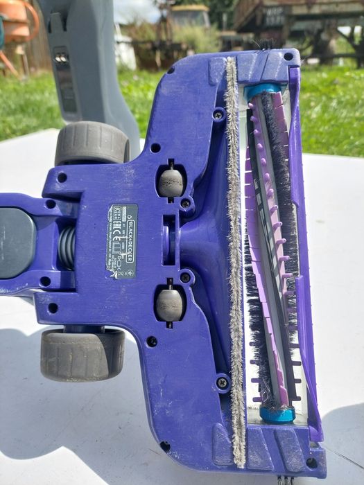 Odkurzacz akumulatorowy black decker