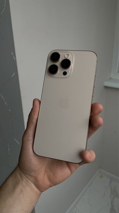 iPhone 16 Pro Max 256gb Desert