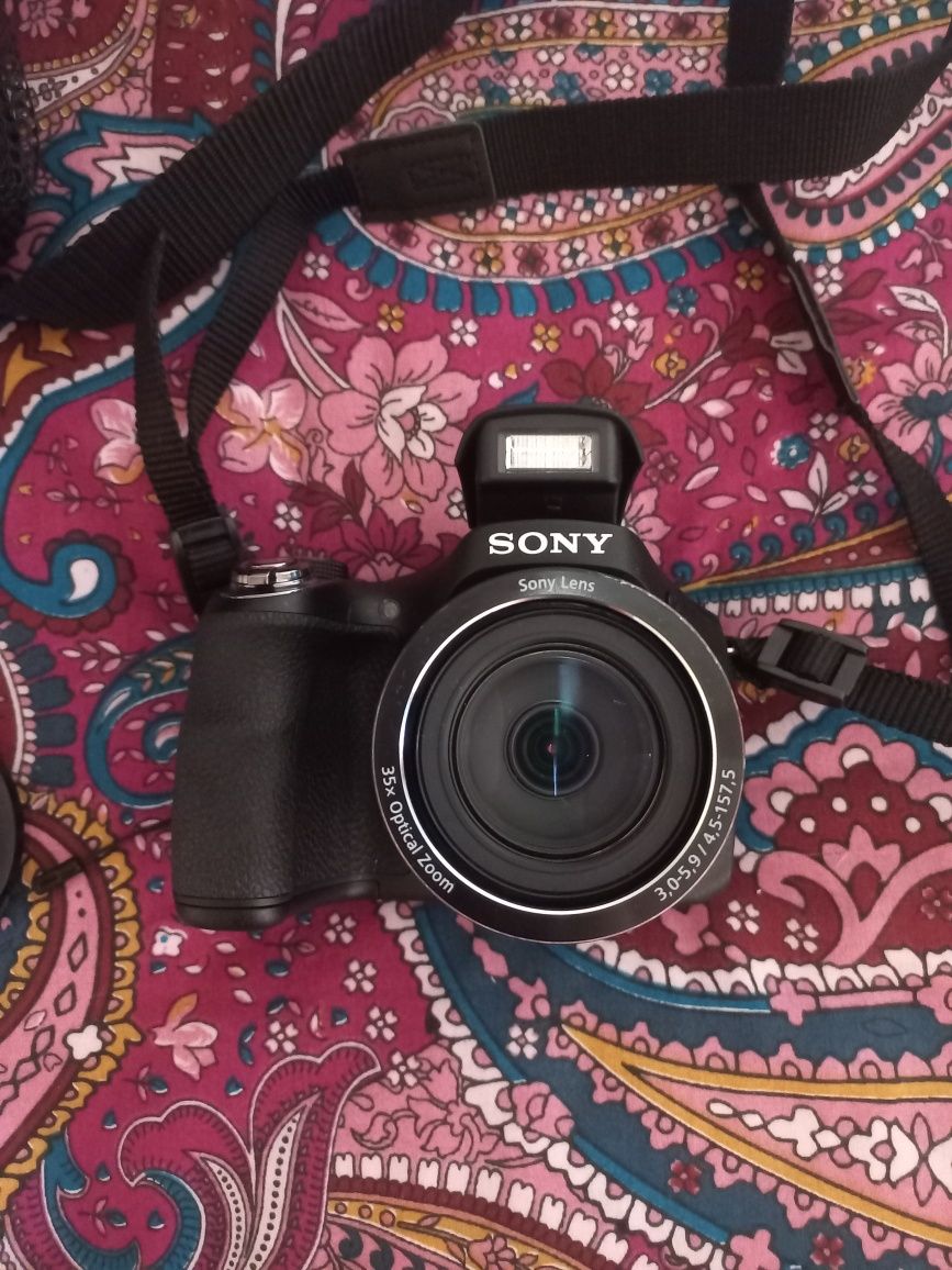 Vendo máquina fotográfica 20 megapixels