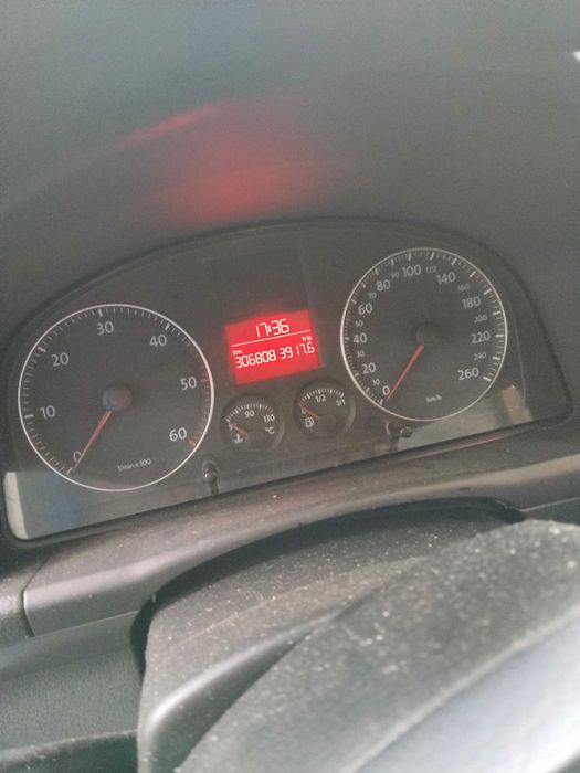 Продам Volkswagen Touran 2004 1,9D