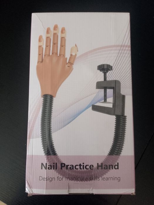Dłoń do ćwiczeń manicure
