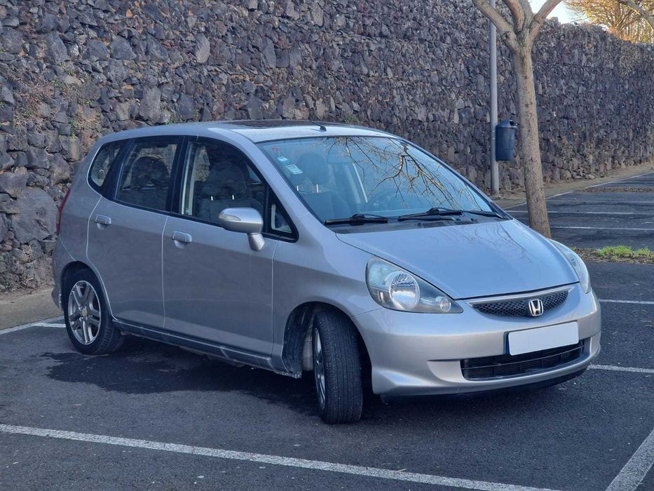 Honda Jazz (Impecável)