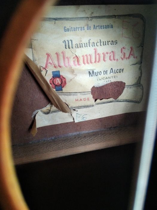 испанская гитара Alhambra