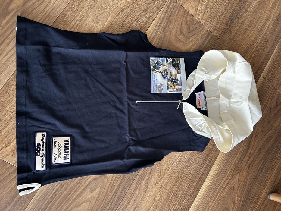 Bluzka bez rekawow Yamaha S