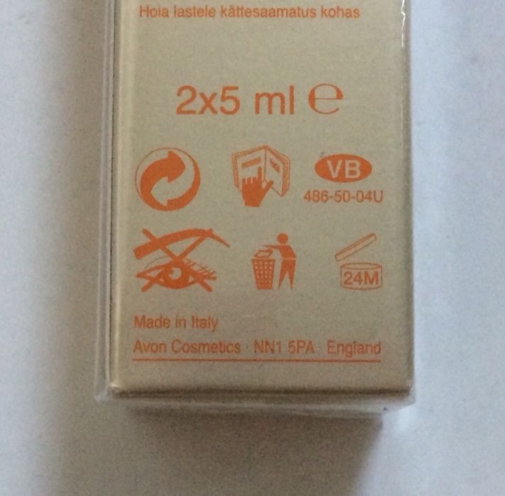 System ochronny na okolice oczu i usta Anew Solar Advance SPF 30 AVON