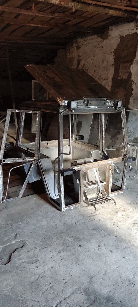 Продам нову велику УК кабіну на трактор МТЗ