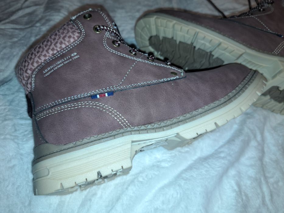 Trapery damskie, wiązane na kożuszku gruba podeszwa 39 nowe