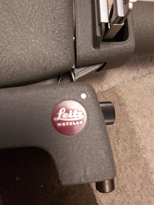 Rzutnik Prado Leitz  Wetzlar