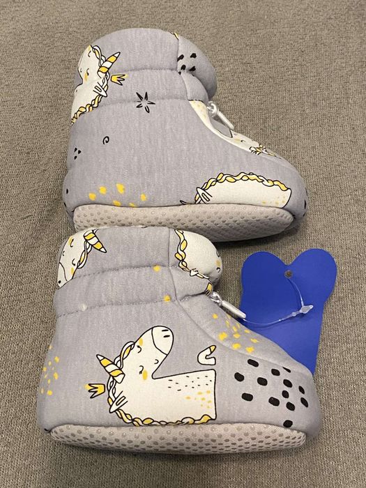 Пінетки чобітки чоботи зимове взуття нові 20 розмі пінетки