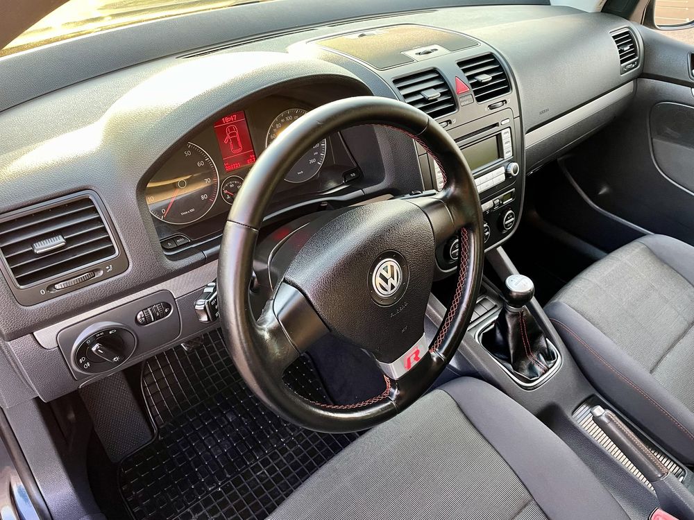 Продам Volkswagen Golf 5 GOAL