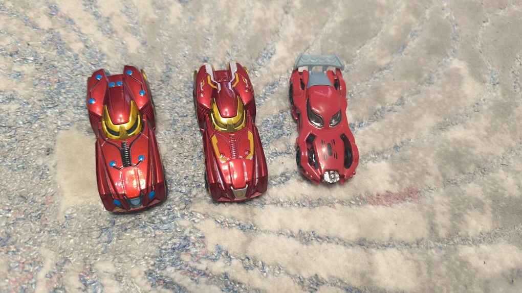 Auta hot wheels Marvel