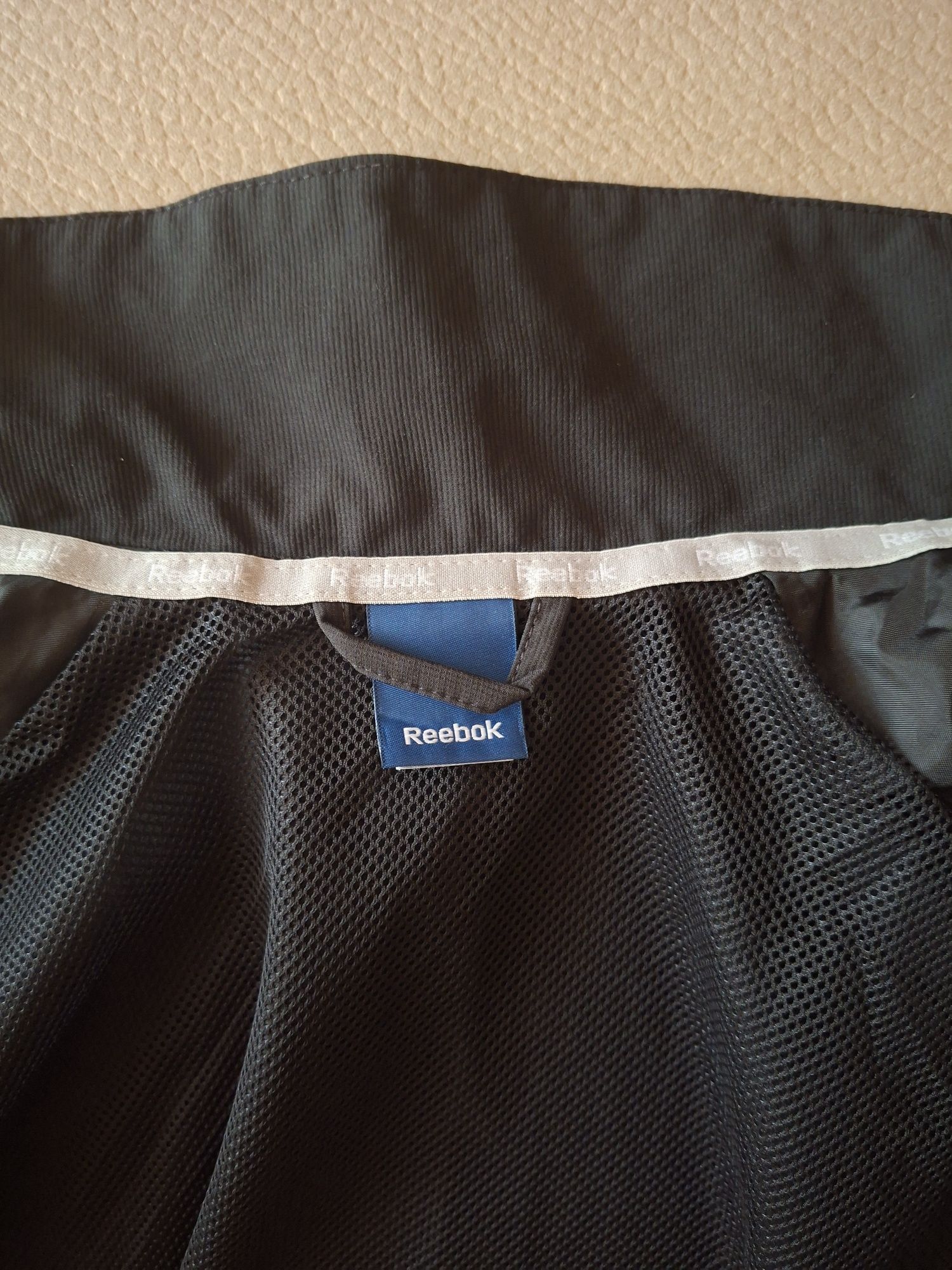 Спортивний костюм Reebok