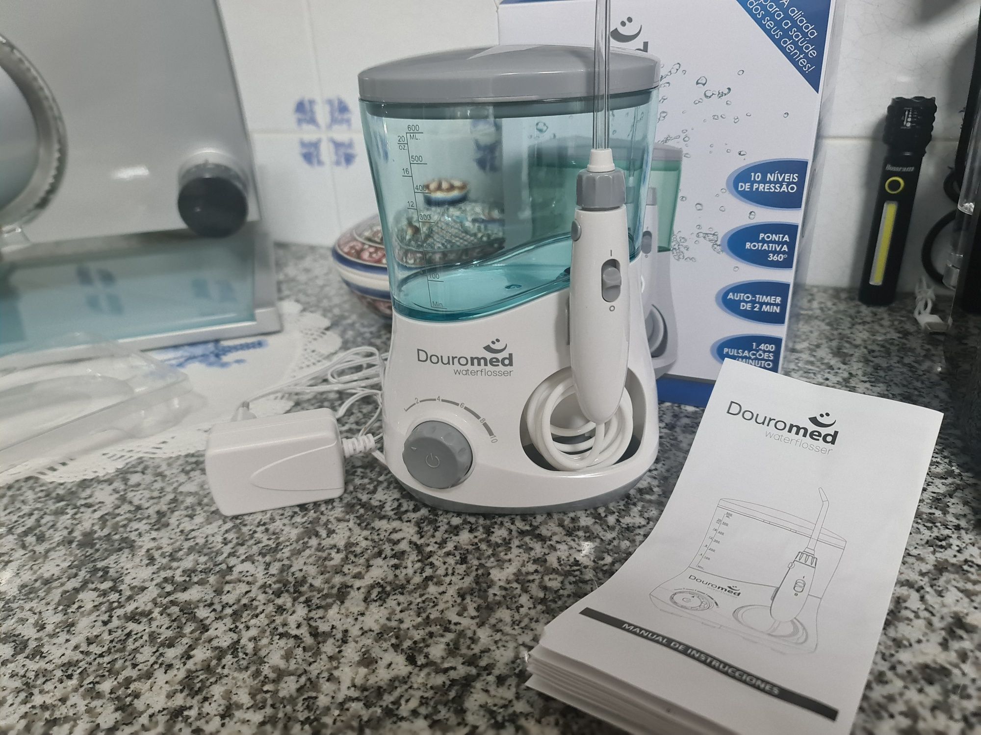 Douromed waterflosser