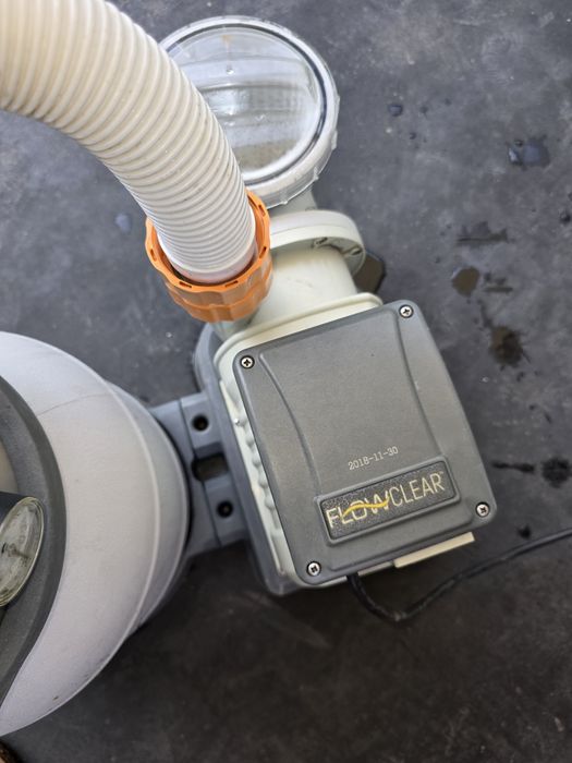 Duży Basen z pompą piaskową