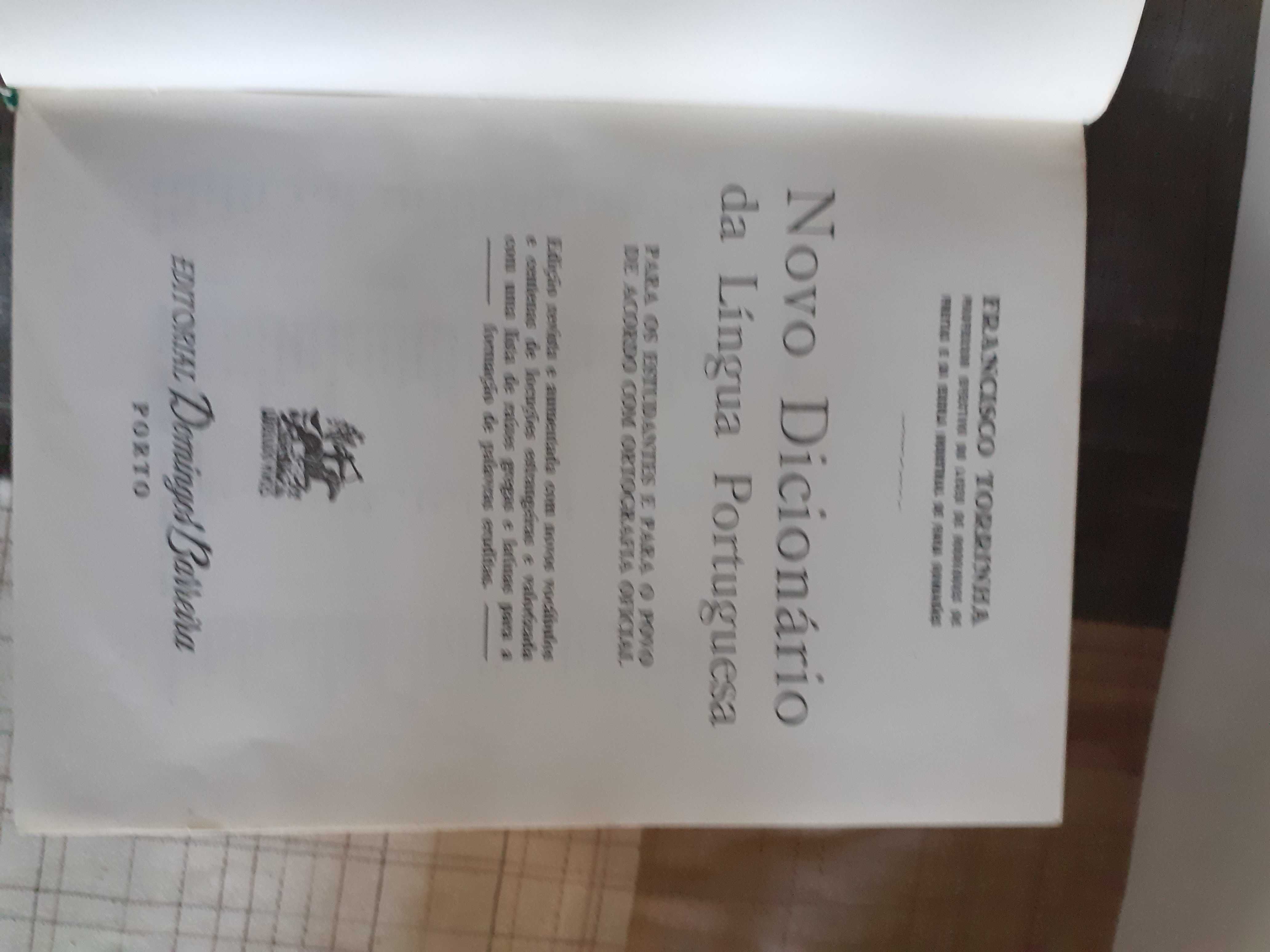 Novo dicionário da língua Portuguesa