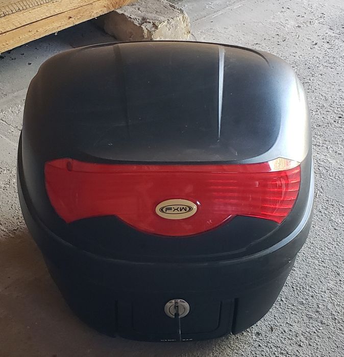 Кофр на мотоцикл