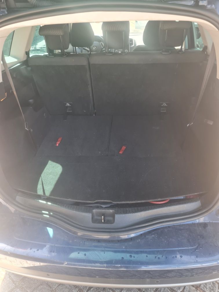 Renault grand scenic