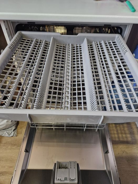 Вбудована посудомийна машина BOSCH SMV25EX00E