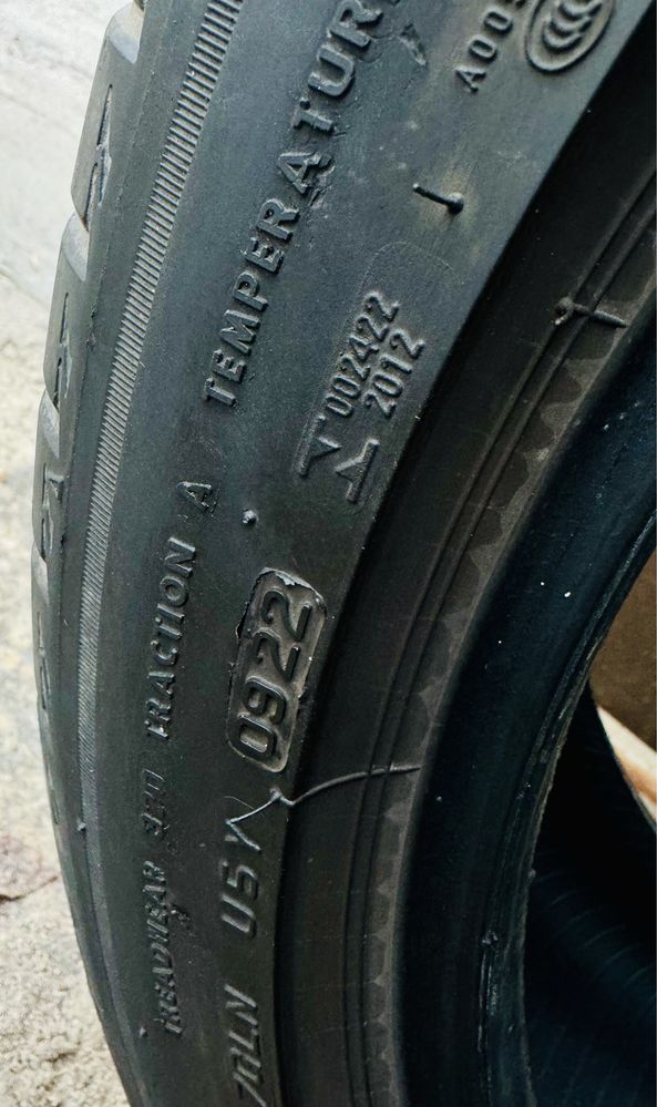 Продам комплект літніх шин Bridgestone Turanza T005 245/45 R19 102Y XL