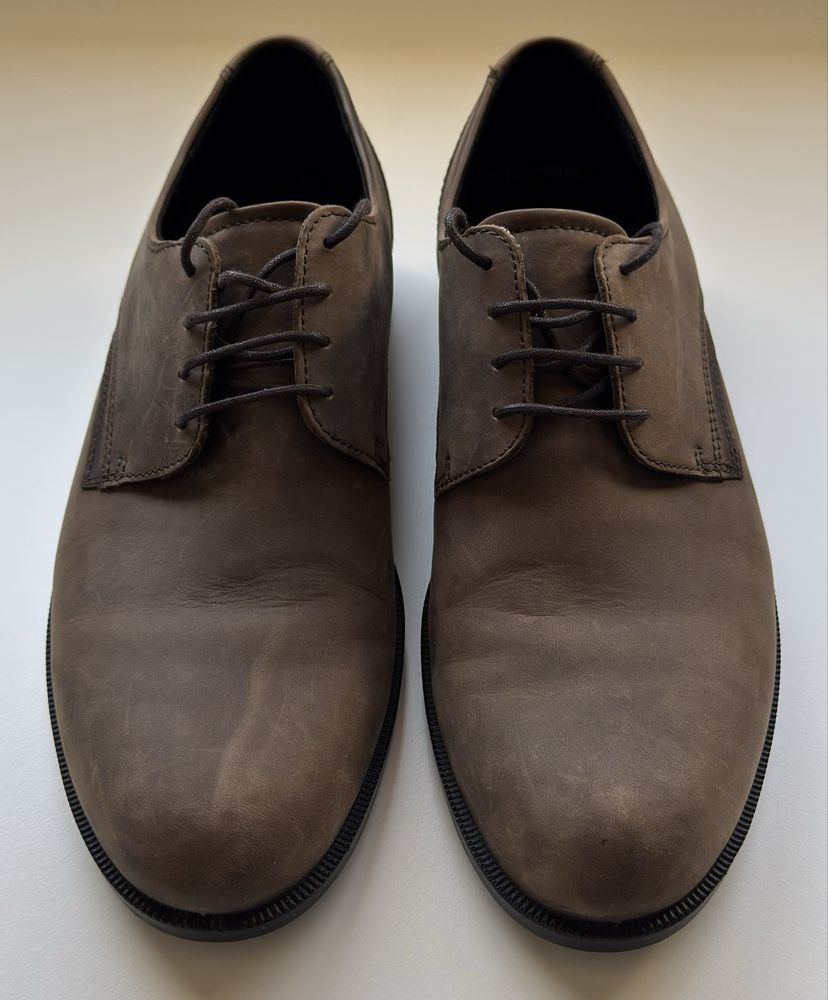 Sapatos de fato Ecco 44