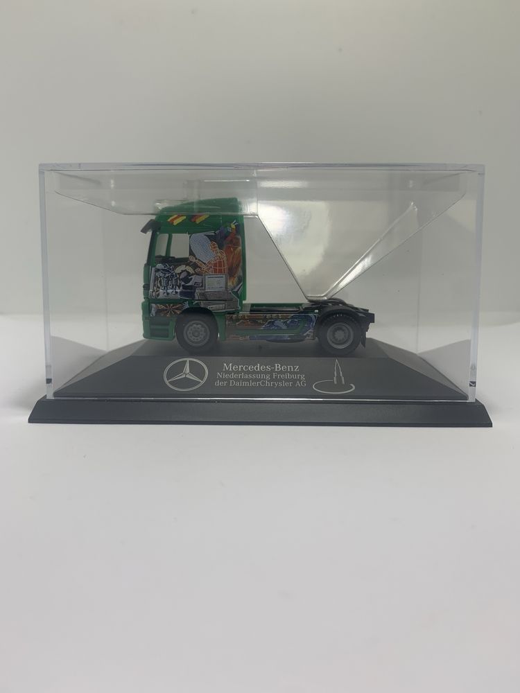 Mercedes Actros da Herpa escala 1/87