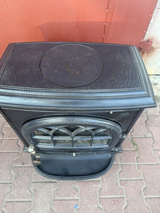 kominek z szybką Jotul nr 3 f3  kolor czarny nowe plyty