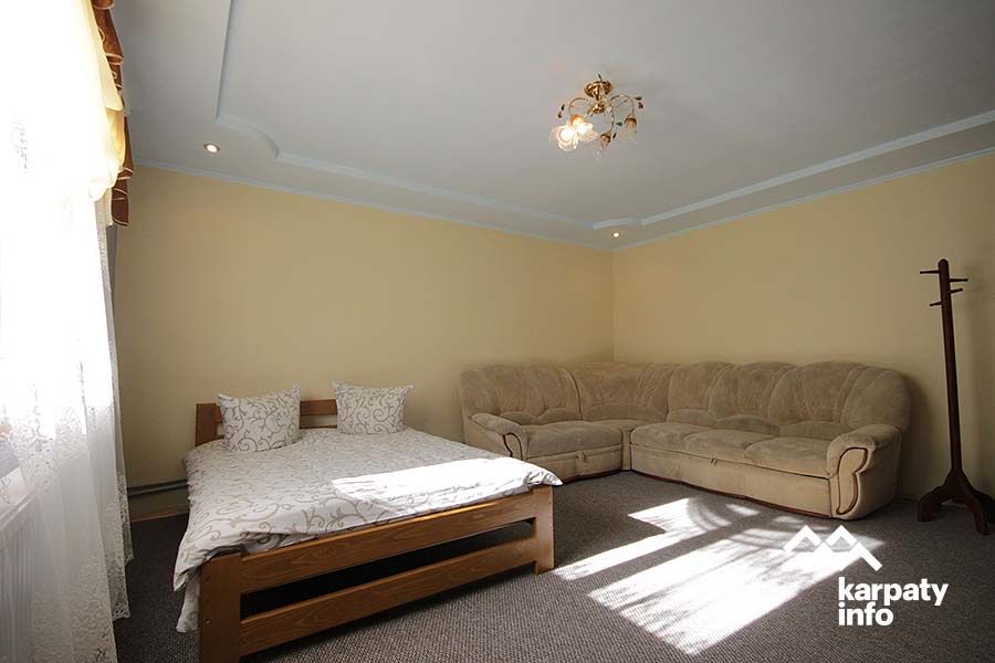 Holiday House Яблуниця