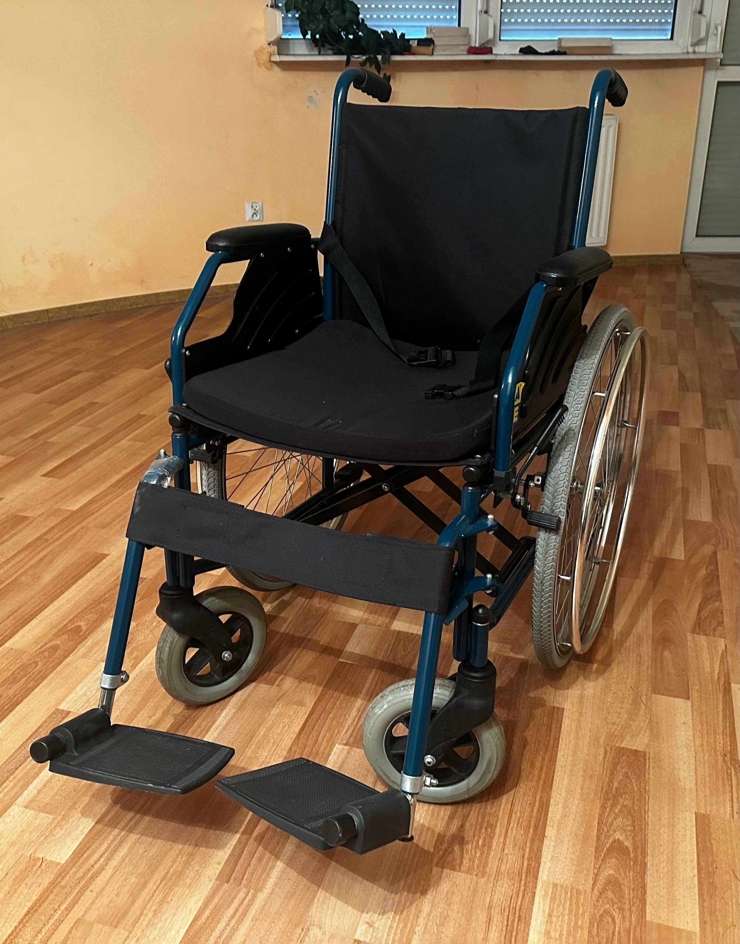 Wózek inwalidzki Vitea Care