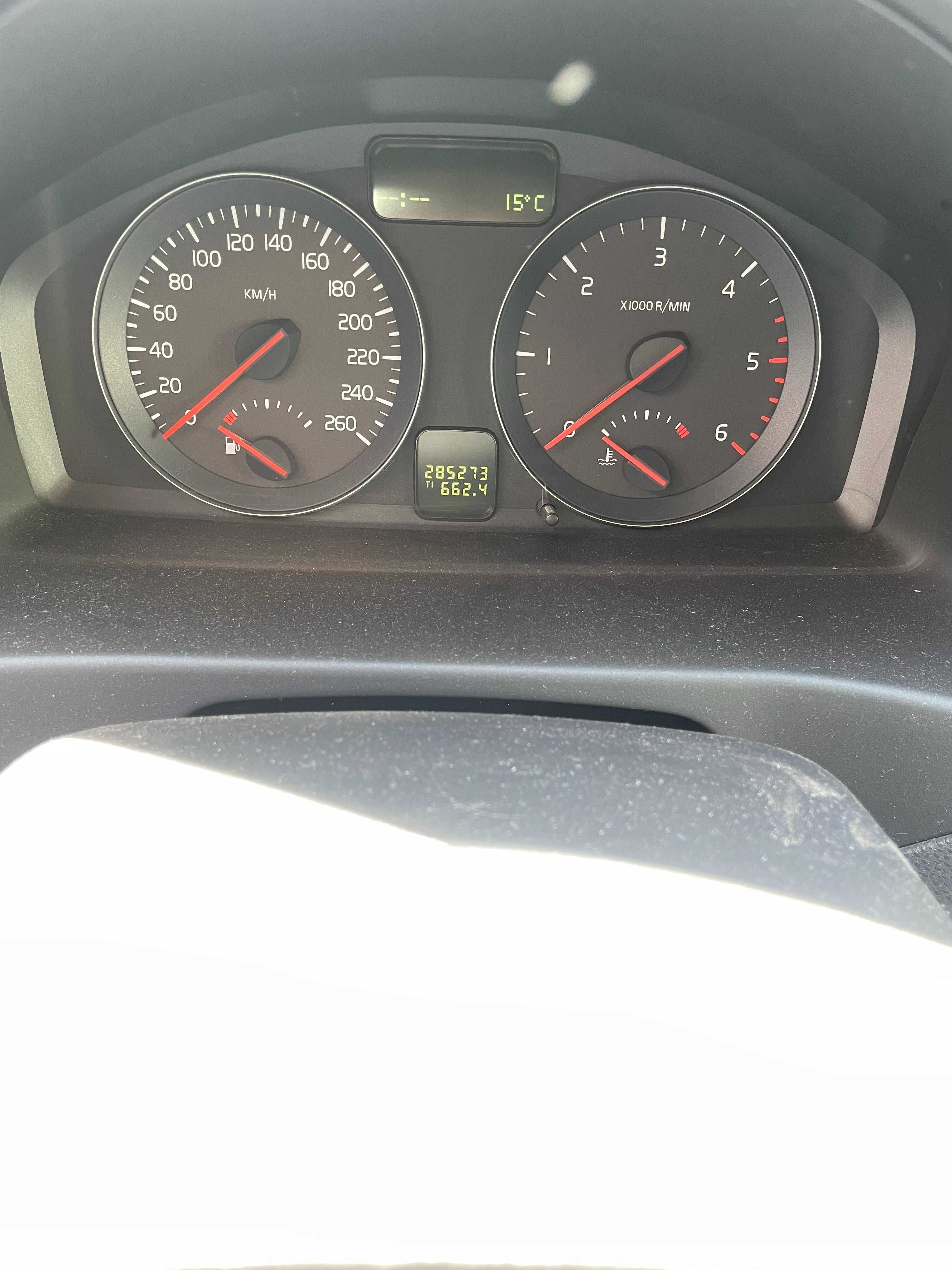 VOLVO V50 2.0D kombi 2010r.