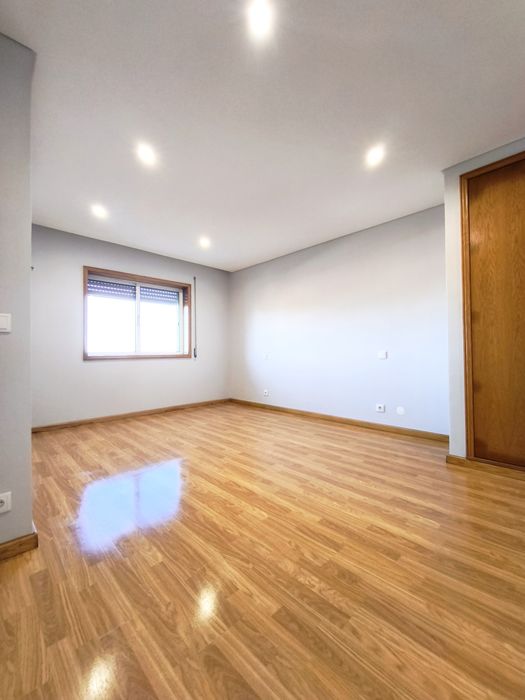 Apartamento T2 em Condomínio Privado – Localização Premium Grijó