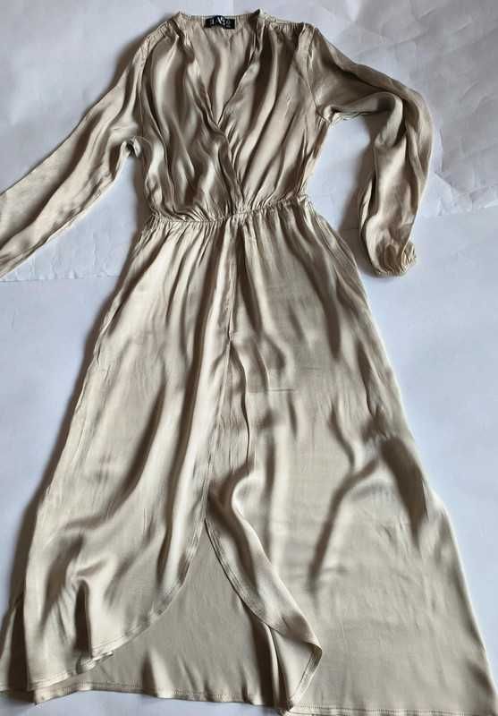 Efektowna sukienka Answear Lab M/L