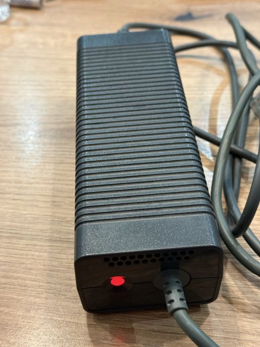 Zasilacz Xbox 360 175W fat elite oryginalny