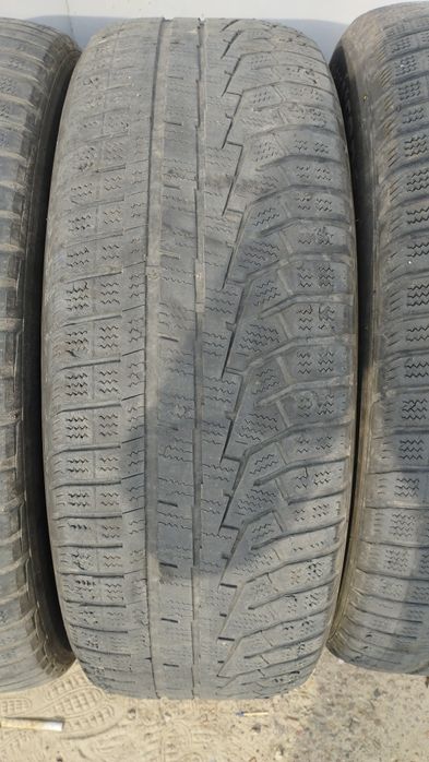 Продам чотири  зимових колеса 225/65 R17(