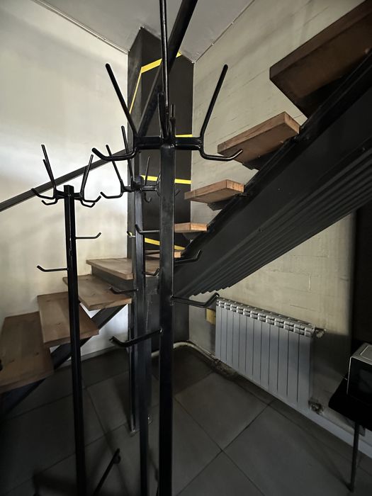 Металеві вішаки самовивіз Тернопіль