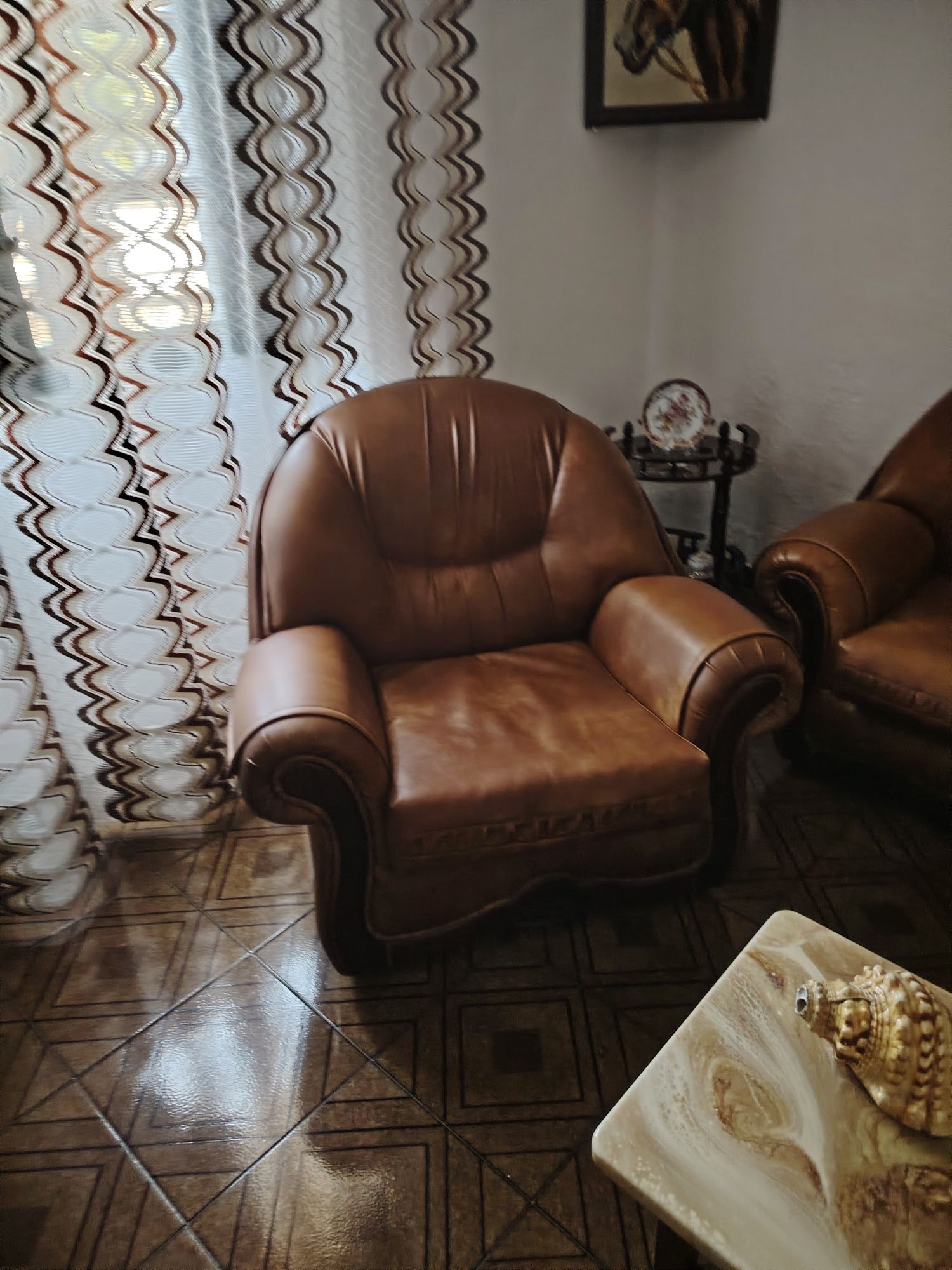 Sofá cama e cadeirões