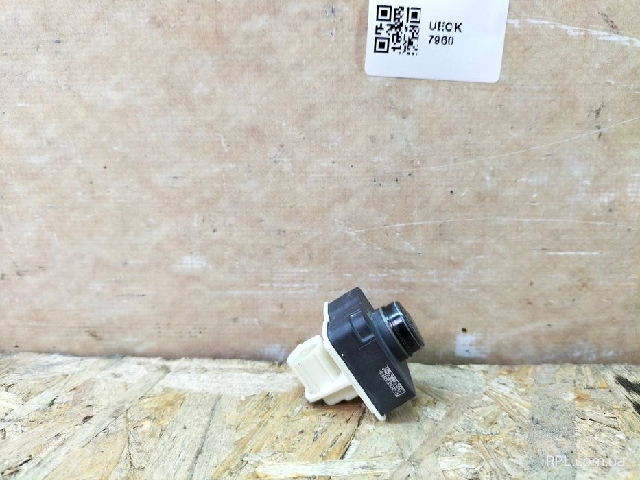 Jeep Compass II 2016- Камера заднего вида 04672771AC