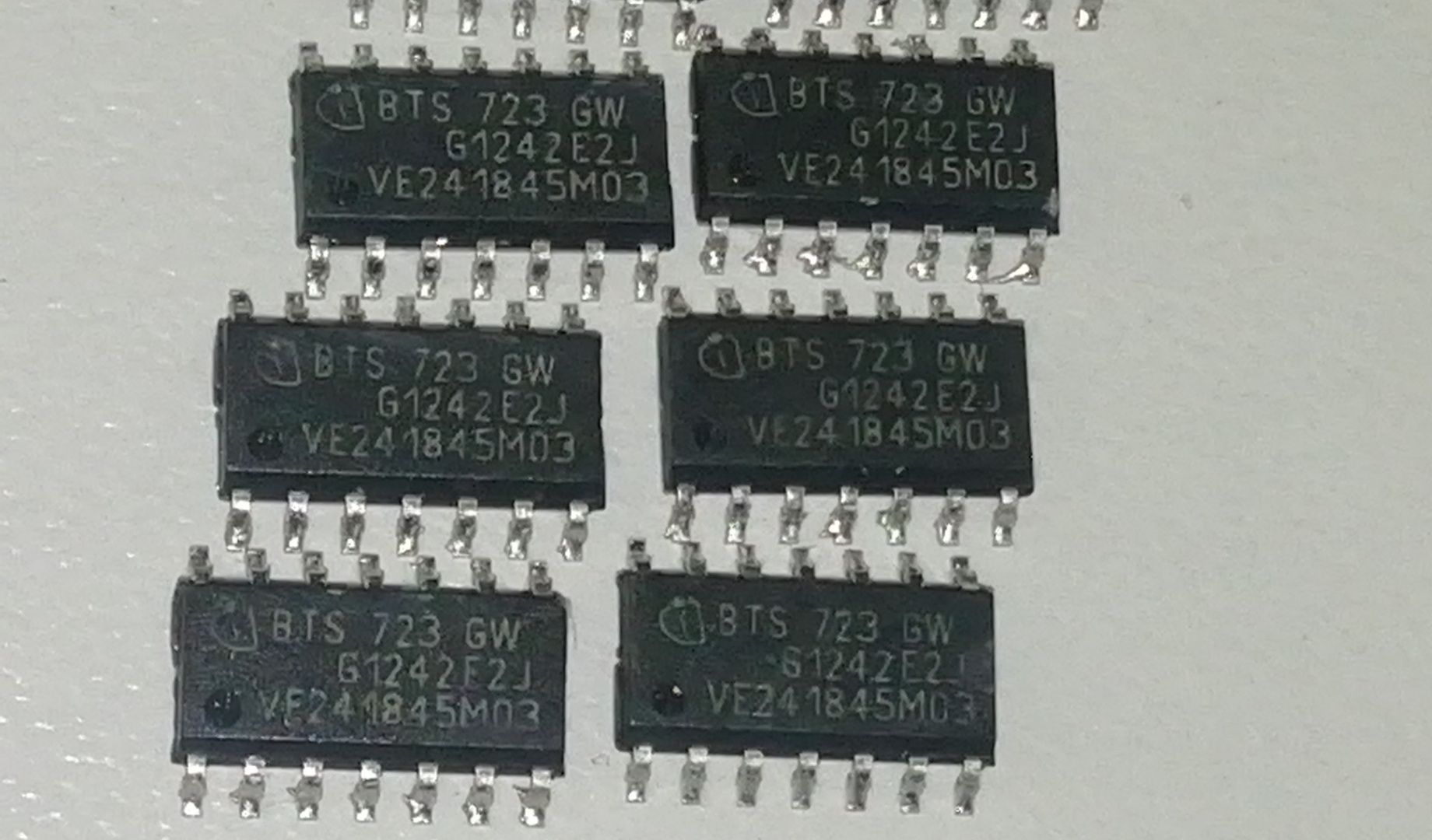 Мікросхема BTS723gw оригінал