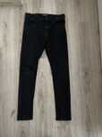 Skinny jeans reserved