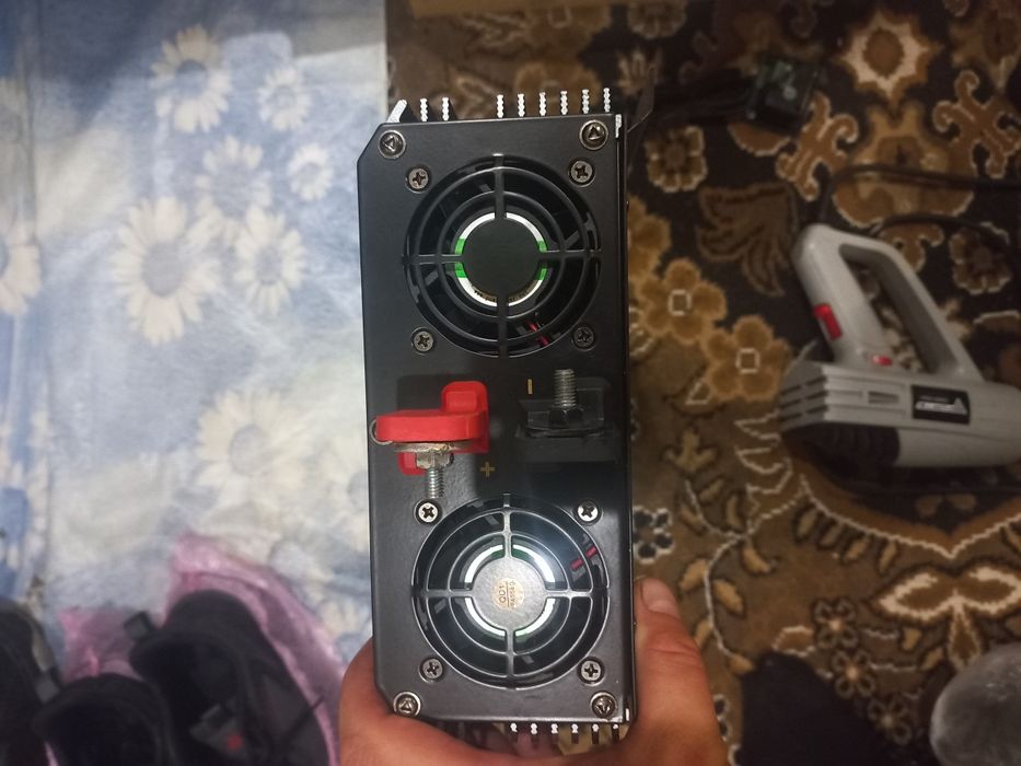 Продам інвертор новий 3 квт