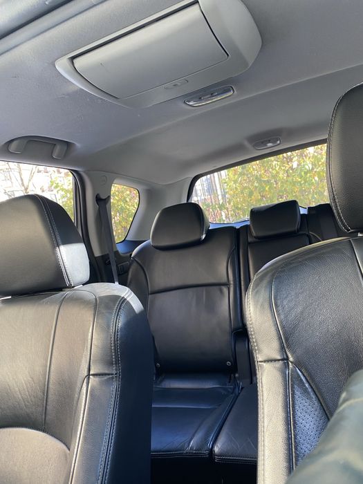 Mitsubishi Outlander XL 2011 2.4 Бензин 4WD