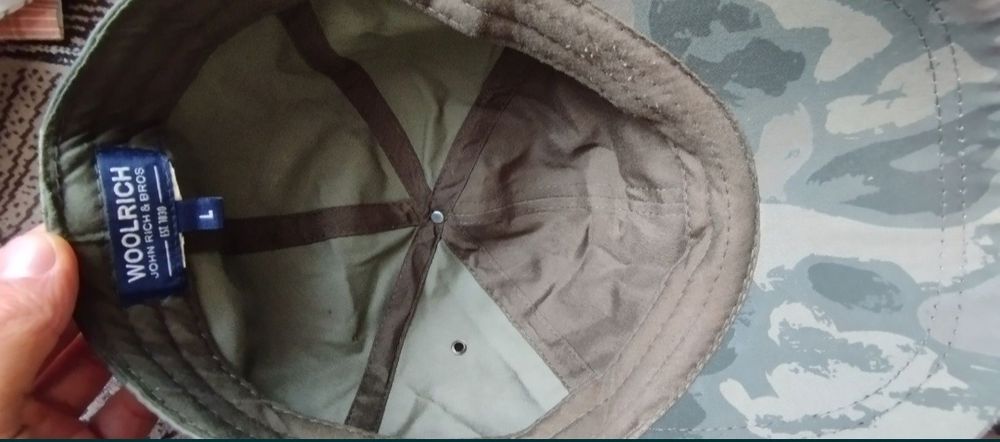 Продам кепку Woolrich оригінал