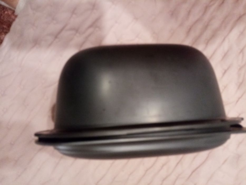 Vendo caixa tapuer nova cinza grande, vejam.