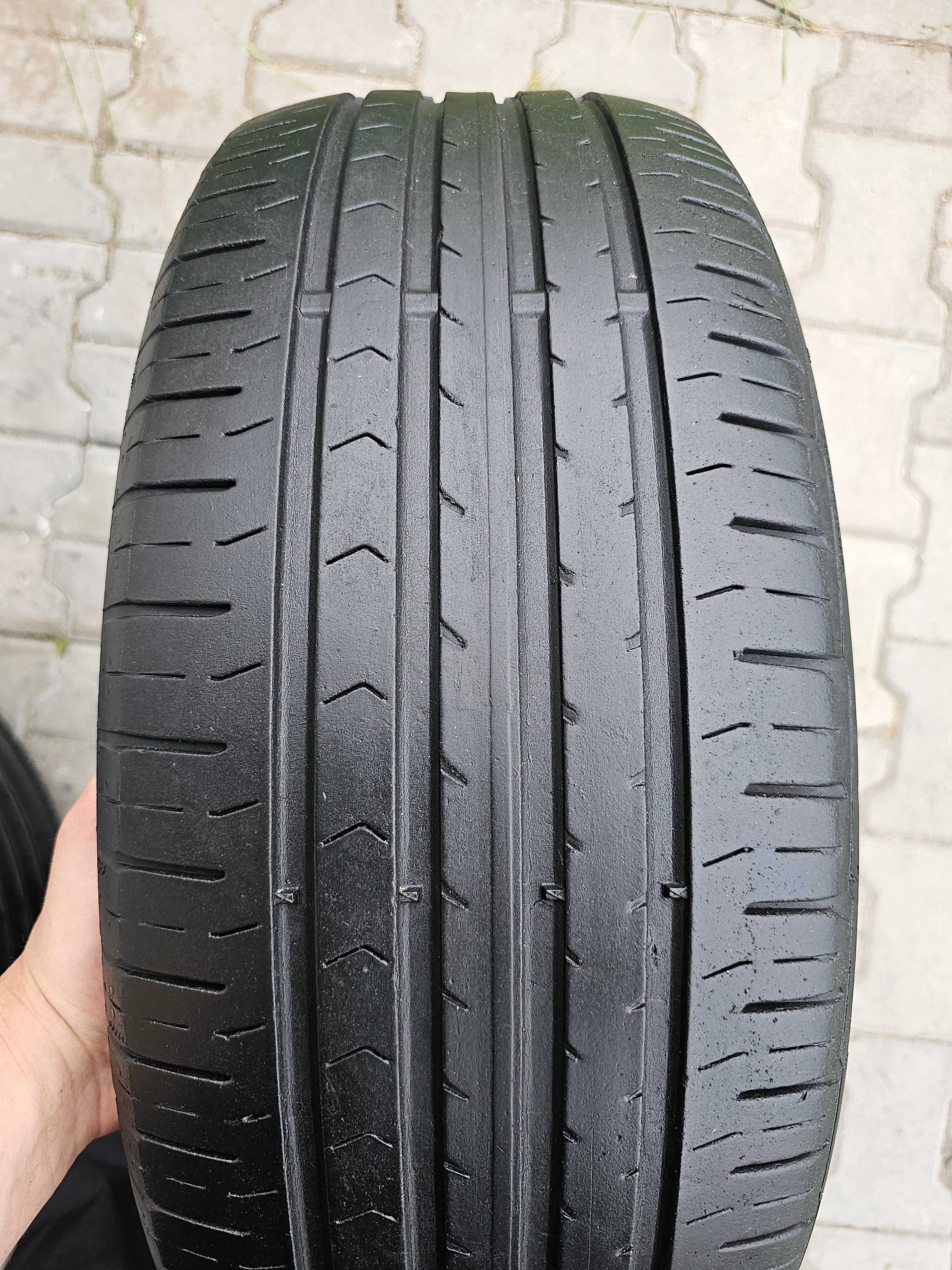 Lato Continental 215/55 R17 5mm