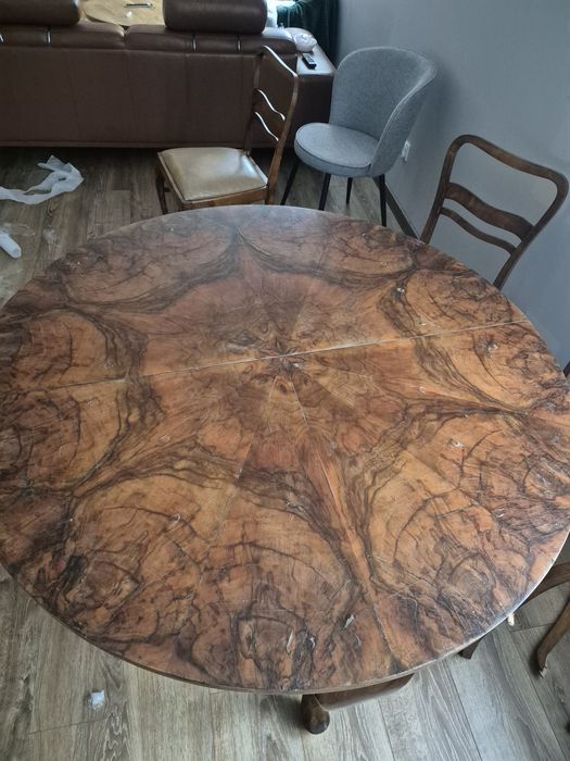 Stol plus krzesla art deco