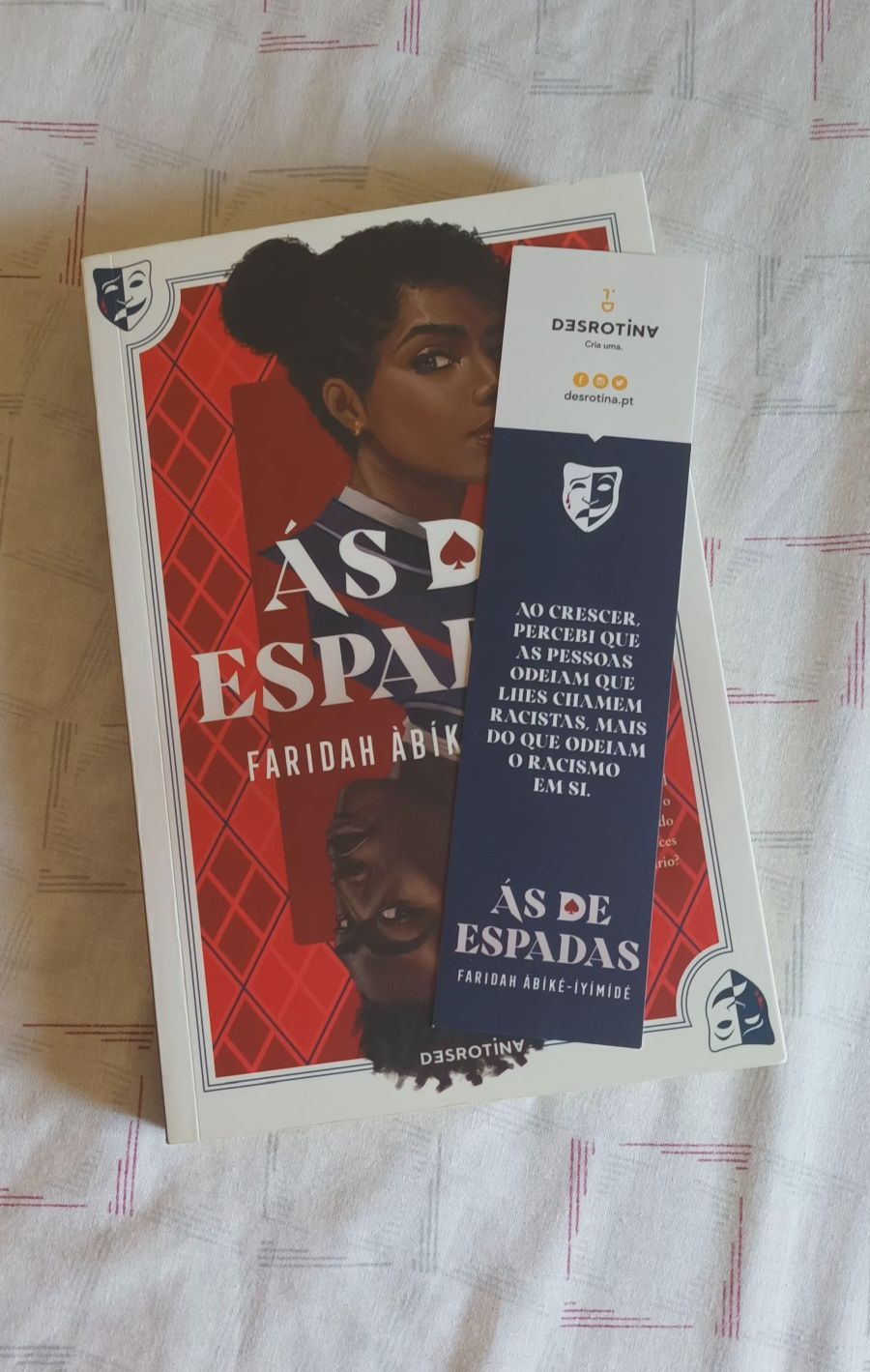 Livro "Ás de Espadas"
