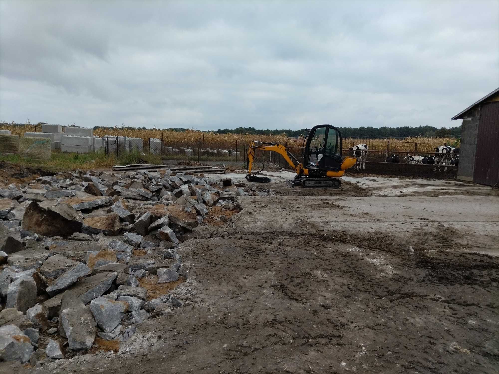 usługi minikoparka JCB 8018 kucie betonu młotem, wiertnica ziemi gleby