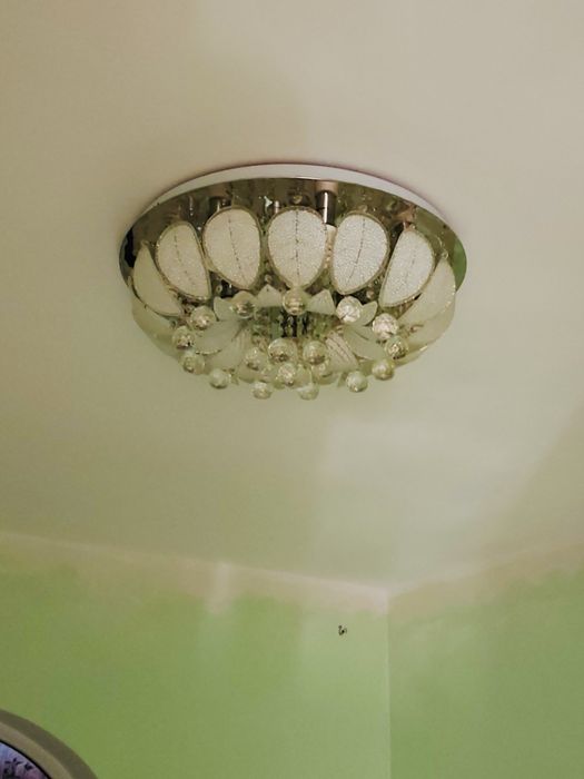 Люстра кришталева