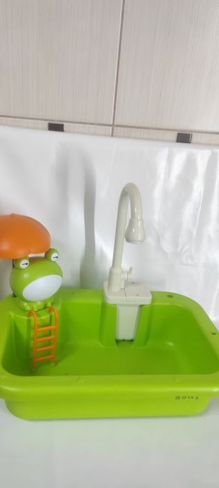 Дитяча мийка+ автоматична подача води