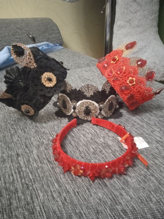 Прикраса для волосся